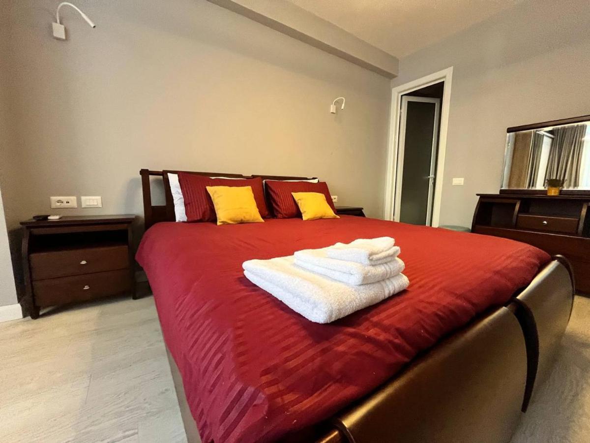 Flat 86 - Explore The Heart Of Tirana Bagian luar foto