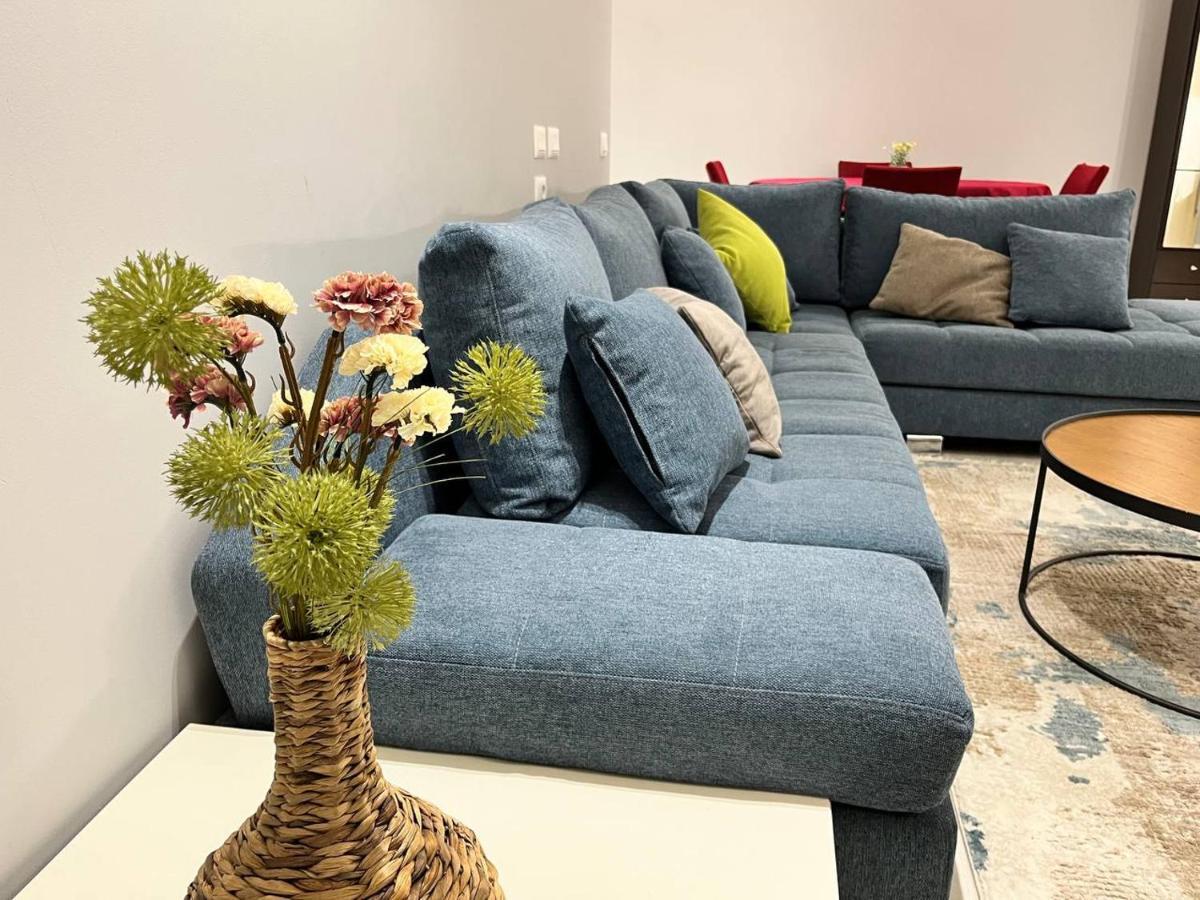 Flat 86 - Explore The Heart Of Tirana Bagian luar foto